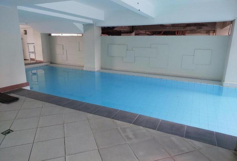 1649 Tagaytay Staycation By Jordy