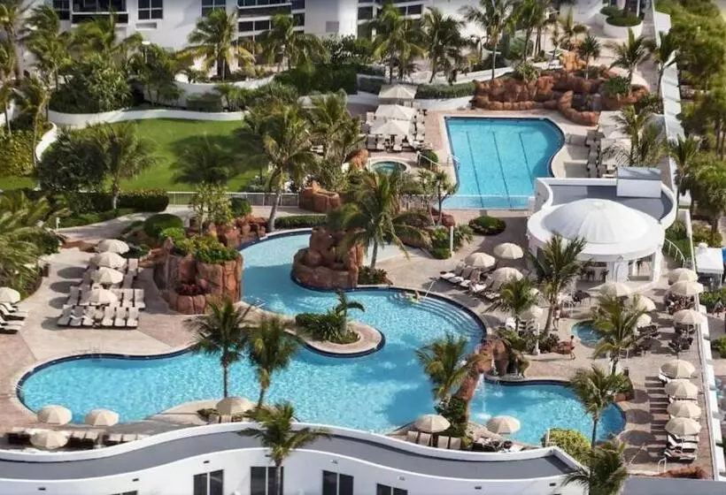 هاستل Luxurious Beach Resortbay View Insta Worthy Gym