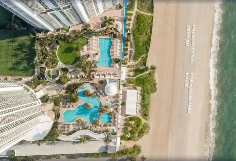 هاستل Luxurious Beach Resortbay View Insta Worthy Gym