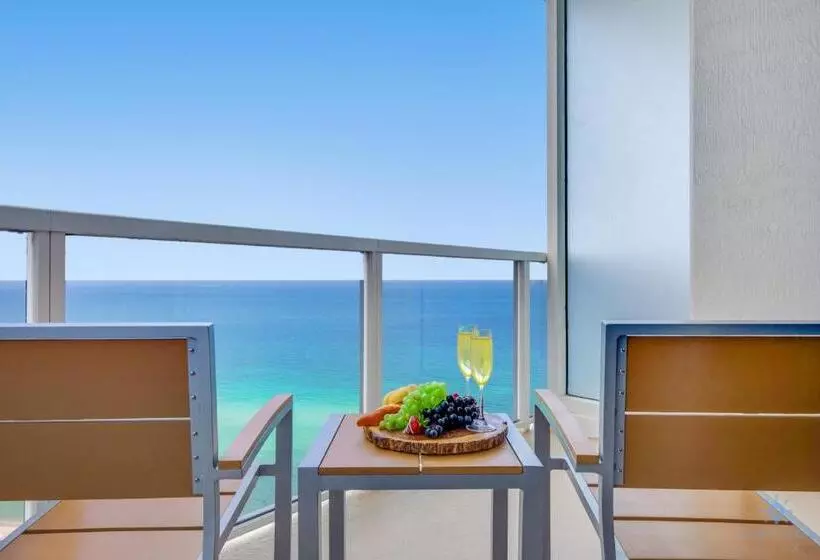 هاستل Luxurious Beach Resortbay View Insta Worthy Gym