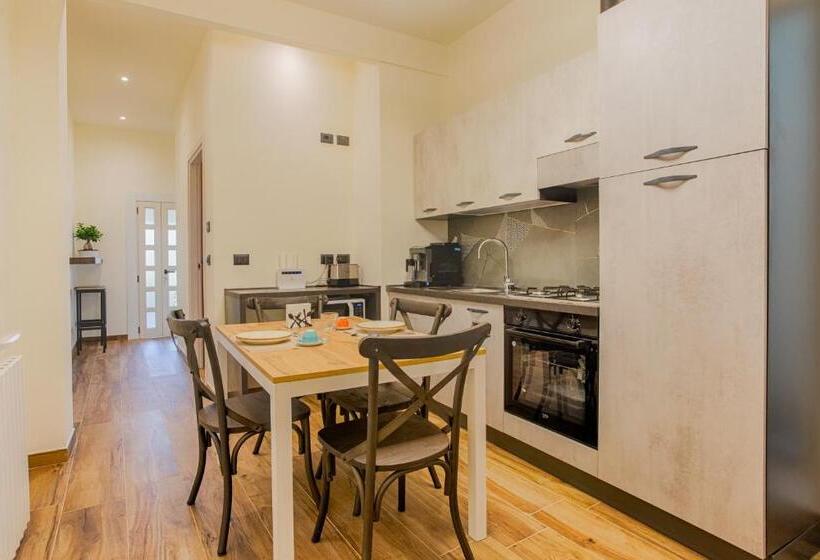 تختخواب و صبحانه Le Canterine Di Peppe