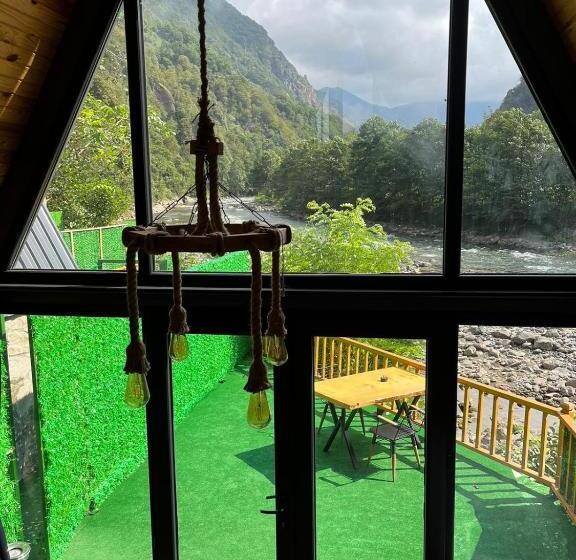 مبيت وإفطار Ri̇ver Si̇de Bungalov