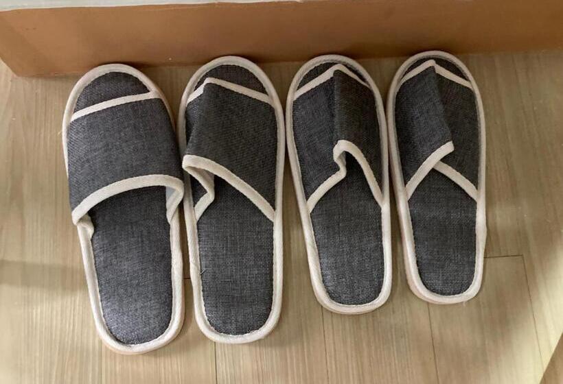 Bohemian Inspired Studio Unit2 At Trees Residences