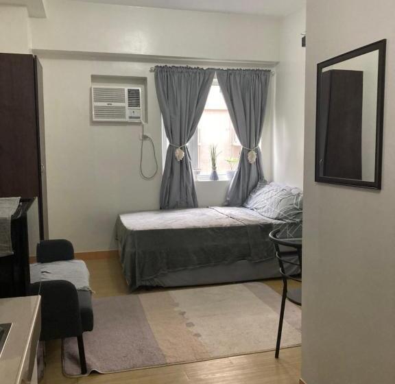 Bohemian Inspired Studio Unit2 At Trees Residences