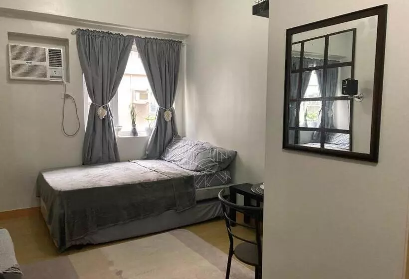 Bohemian Inspired Studio Unit2 At Trees Residences