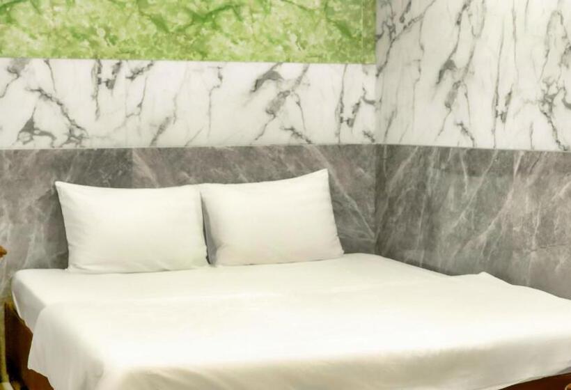 Hồng ánh Hotel Night Market Phú Quốc