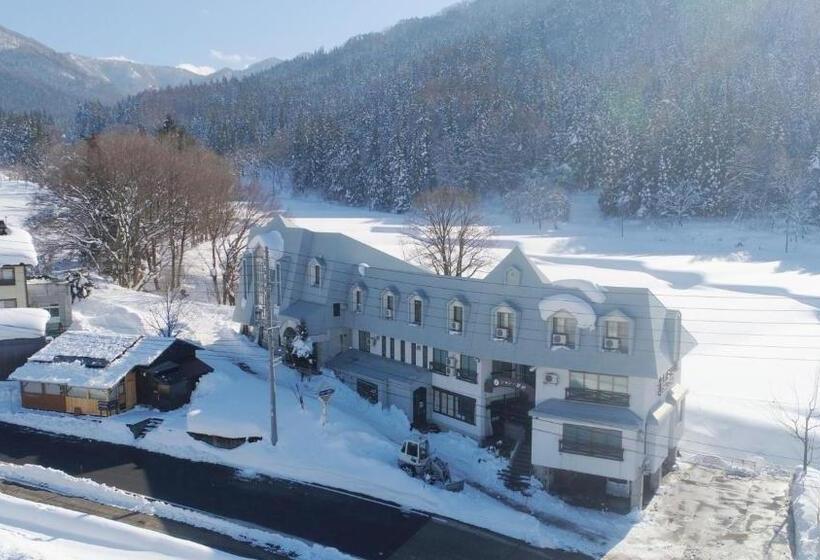 Otel Chalet Nozawa