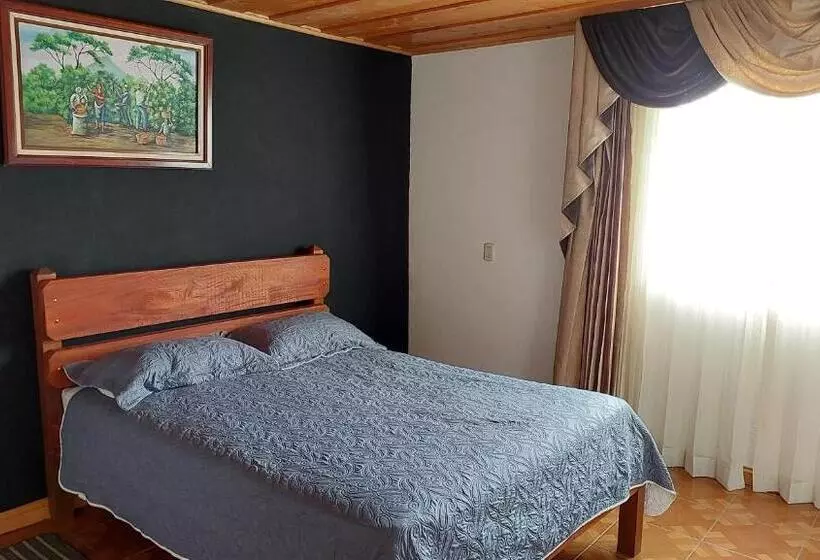 Hotelli El Descanso Restaurante Y