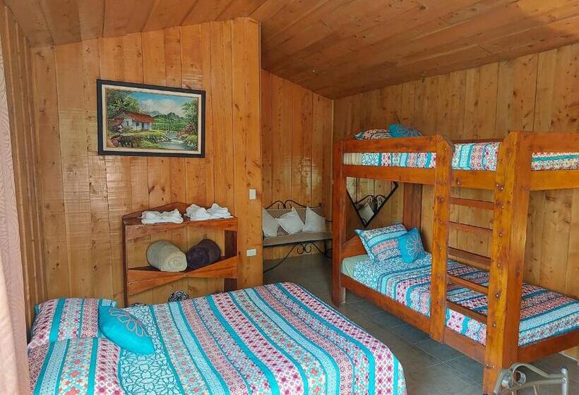 호텔 El Descanso Restaurante Y