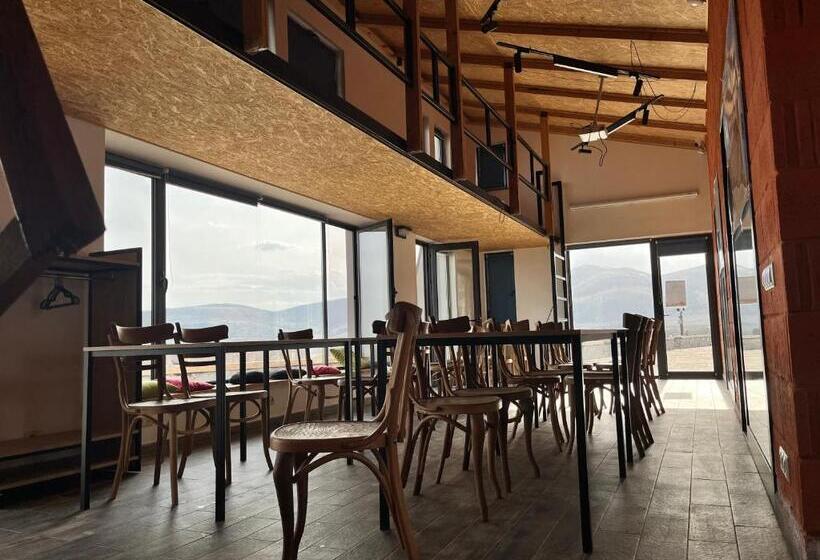 酒店 Port Ayas Resort & Restaurants