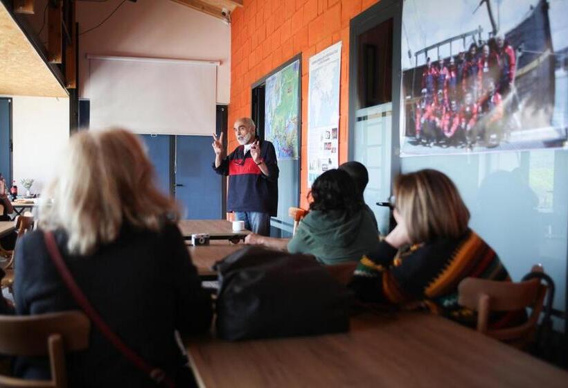 酒店 Port Ayas Resort & Restaurants