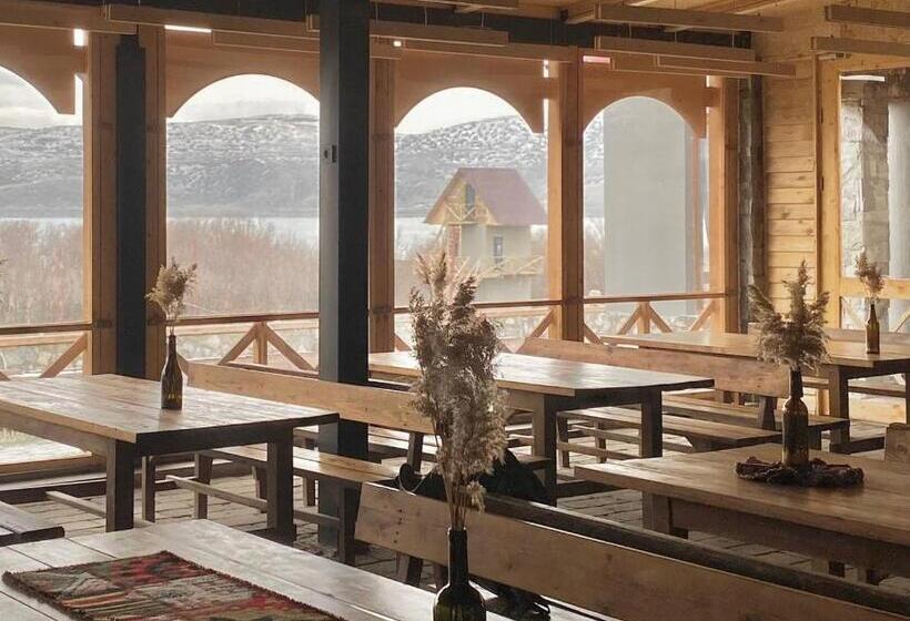 酒店 Port Ayas Resort & Restaurants