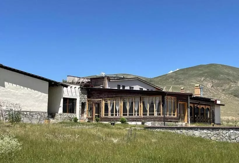 Hotelli Port Ayas Resort & Restaurants