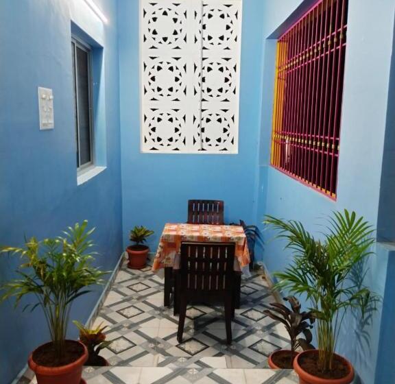 Отель Sea View Beach House