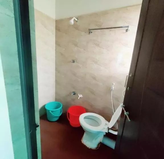 هتل Surya Cafe And Stay Sea View