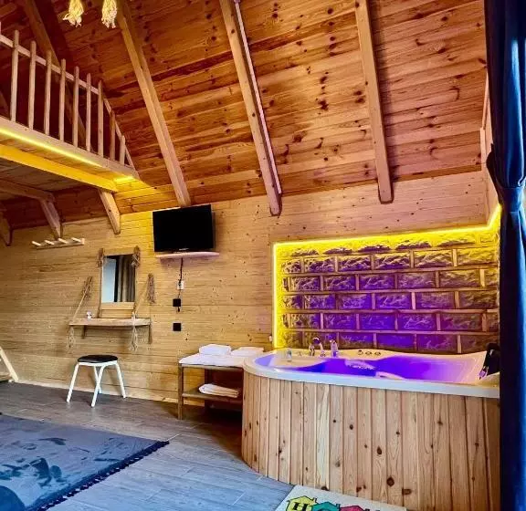 Hotelli Yuvam Bungalov
