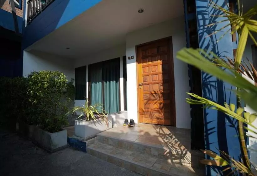Kraam Silhouette Hotel And Cafe Phuket