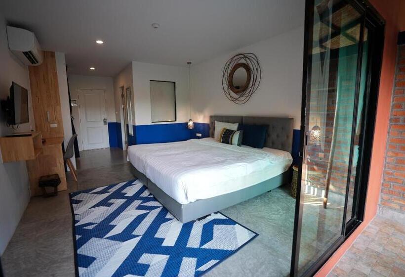 Kraam Silhouette Hotel And Cafe Phuket