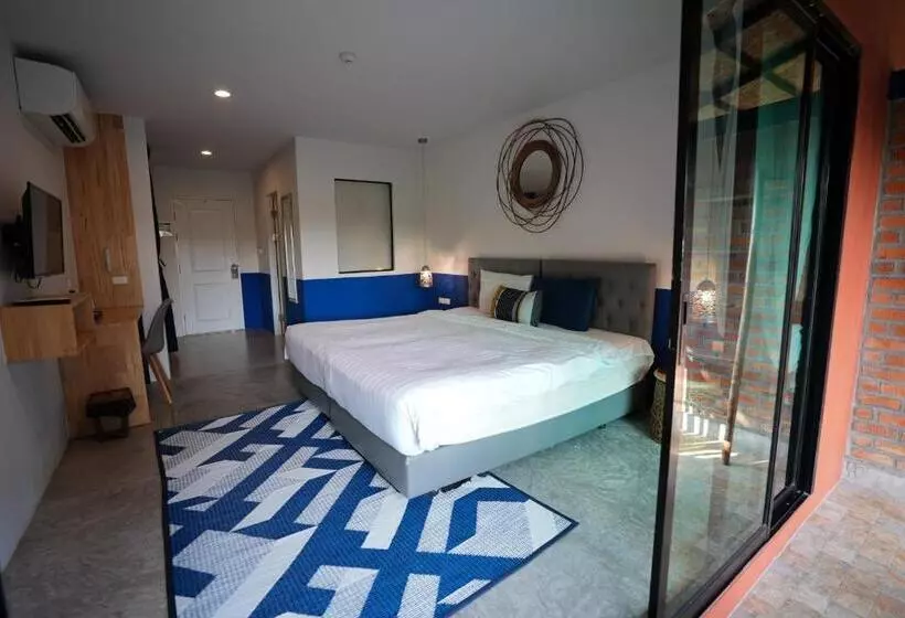 Kraam Silhouette Hotel And Cafe Phuket