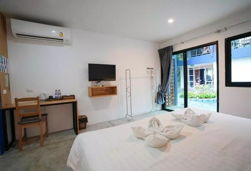 Kraam Silhouette Hotel And Cafe Phuket