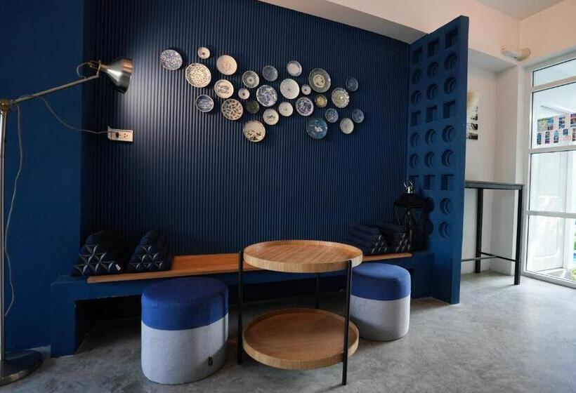 Kraam Silhouette Hotel And Cafe Phuket