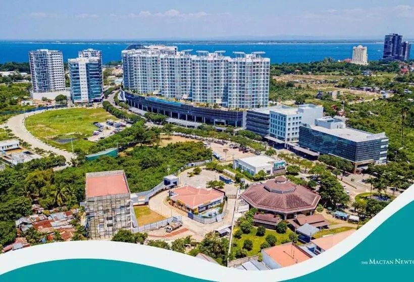 One Manchester Place By Hiverooms