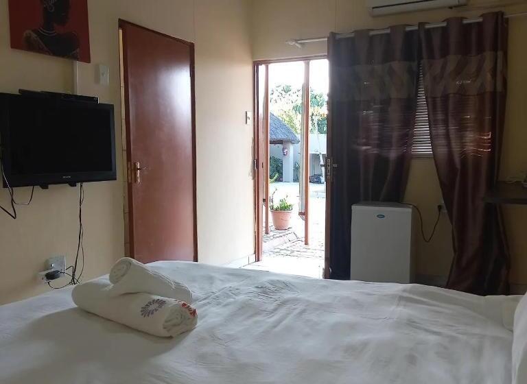 پانسیون Camila Guest House