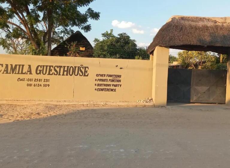 پانسیون Camila Guest House