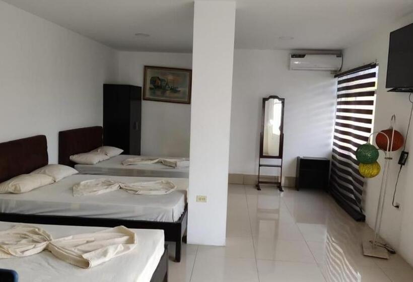 Pension Hostal Coral