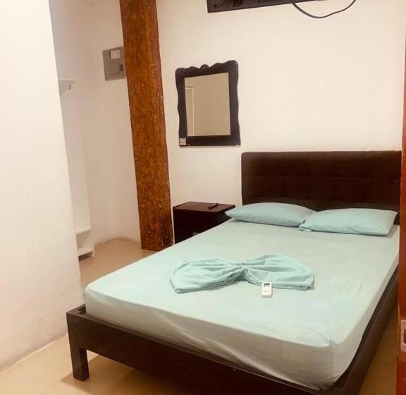 Pension Hostal Coral