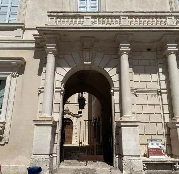 پانسیون Casa Colonna   Suite Della Torre