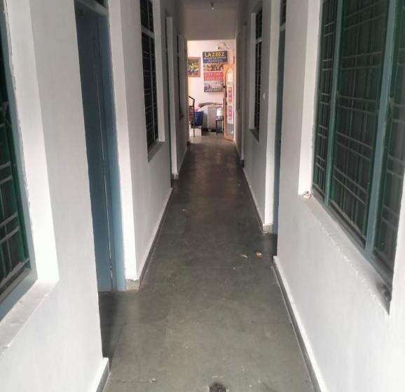 Pensão Prince Geust House