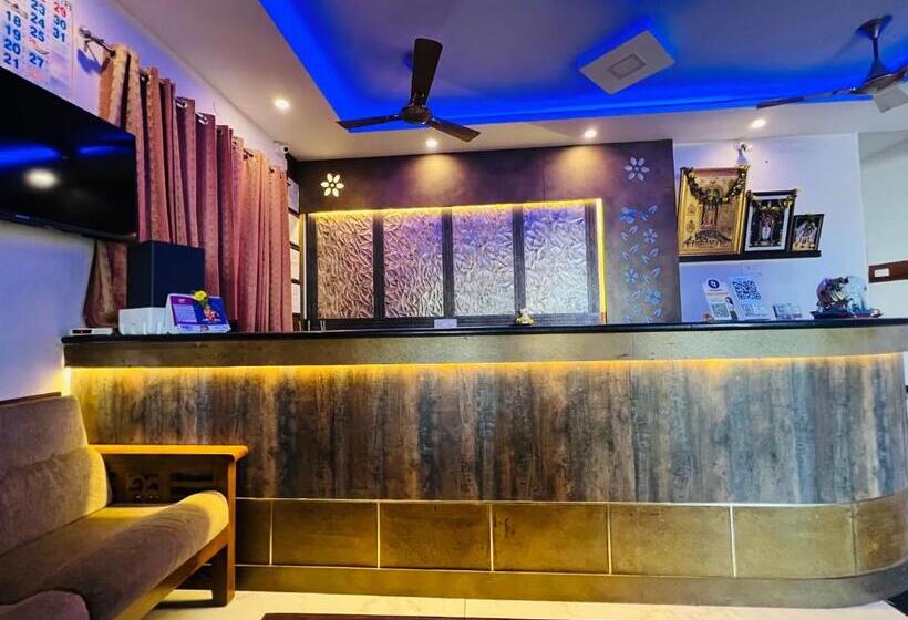 Pensão Raja Residency