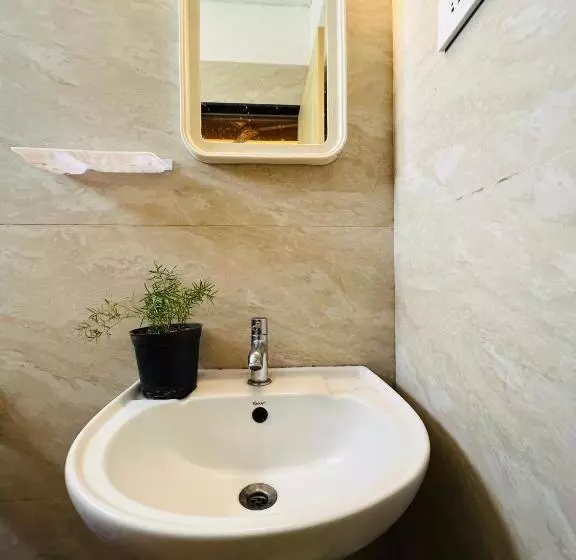 Majatalo Raja Residency