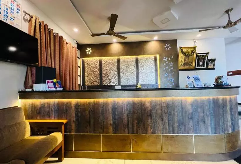 Majatalo Raja Residency