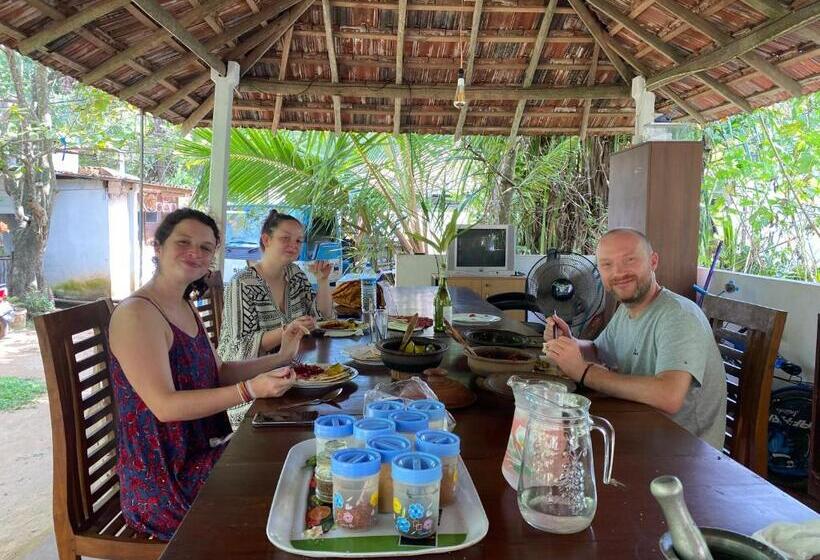 Pensione Talalla Ocean Beach Bungalow