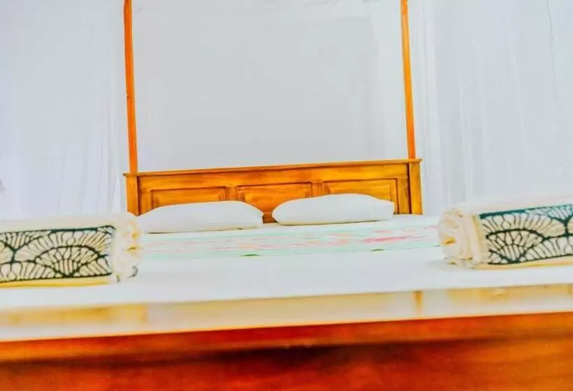 Majatalo Talalla Ocean Beach Bungalow