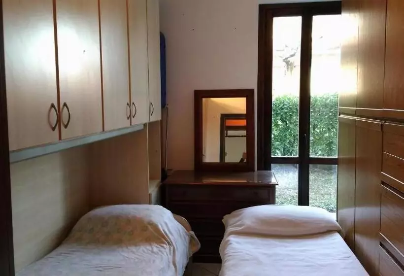 ペンション Villetta Rossini Appartamento Da Condividere Con Me Luciano Servizio Ospiti Taxi Driver Navetta No W