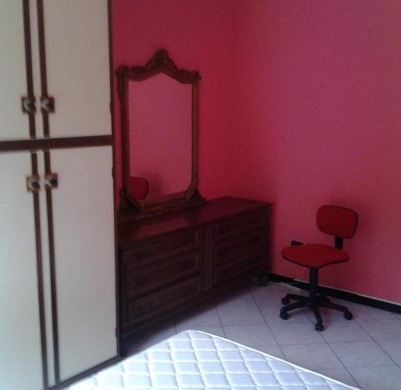 פנסיון Villetta Rossini Appartamento Da Condividere Con Me Luciano Servizio Ospiti Taxi Driver Navetta No W