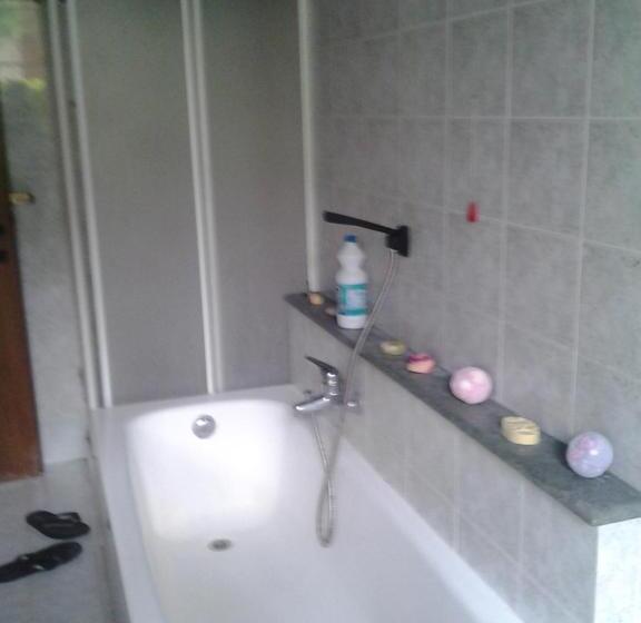 פנסיון Villetta Rossini Appartamento Da Condividere Con Me Luciano Servizio Ospiti Taxi Driver Navetta No W