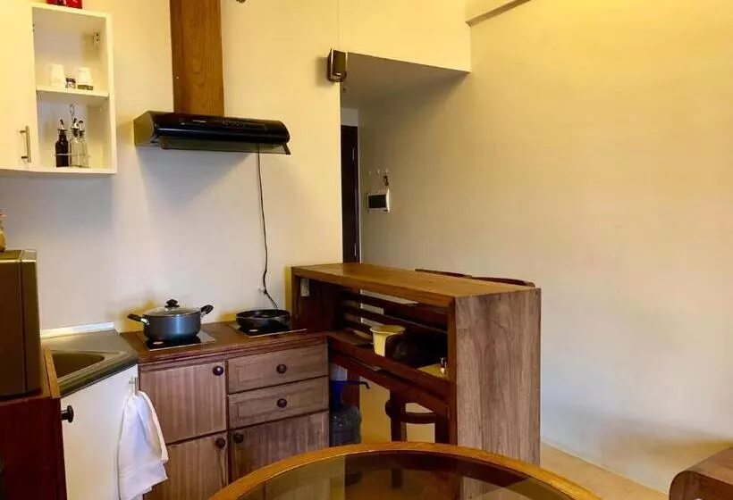 Penthouse Condo Studio Unit Centrio Tower W/ Stove