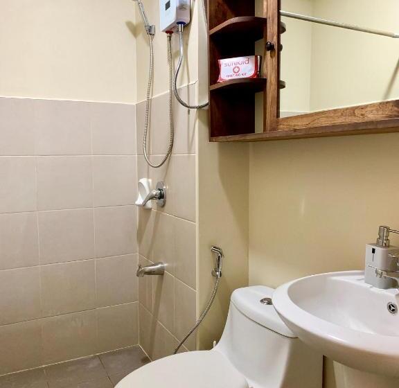 Penthouse Condo Studio Unit Centrio Tower W/ Stove