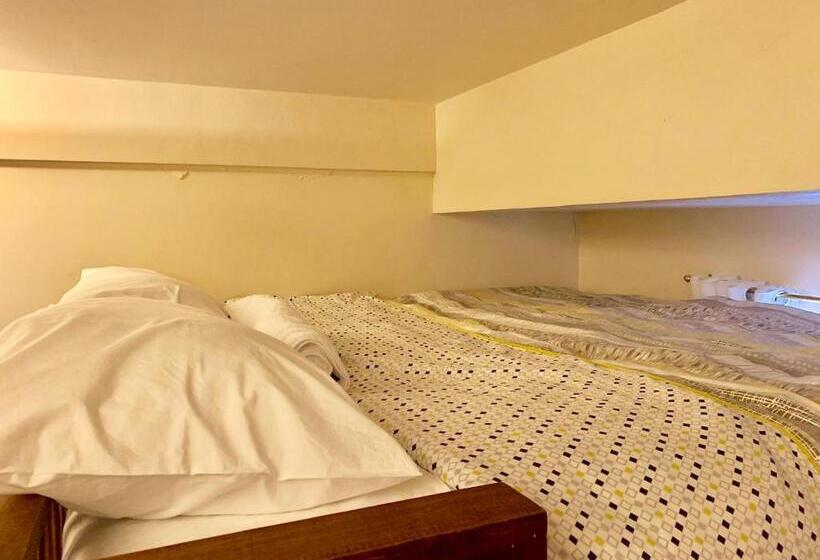 Penthouse Condo Studio Unit Centrio Tower W/ Stove