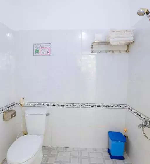 Red Hotel Côn đảo