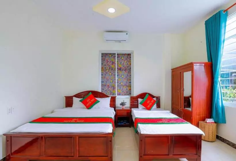 Red Hotel Côn đảo