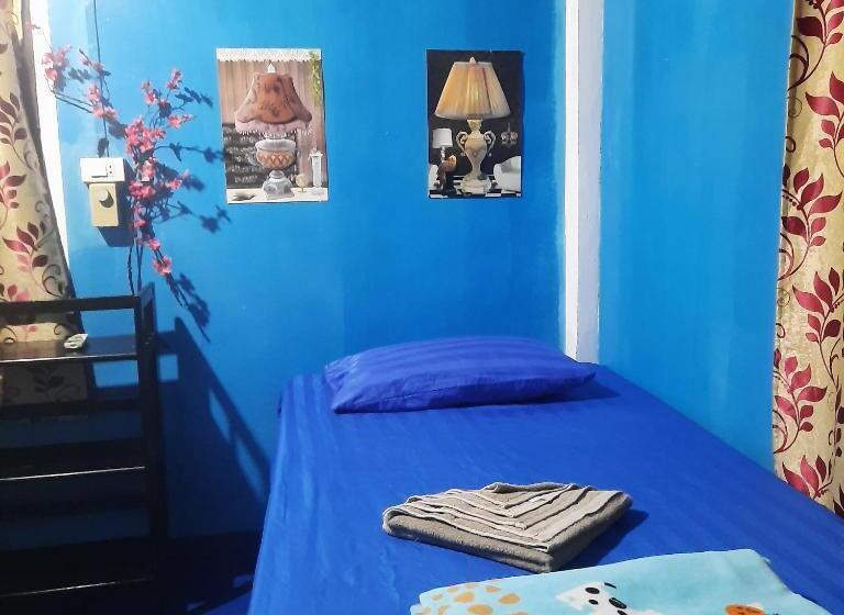 אתר נופש Two Rocks Bungalows