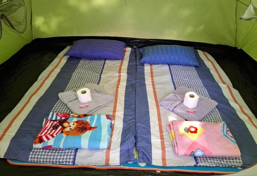 אתר נופש Two Rocks Bungalows