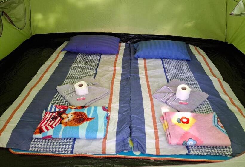 אתר נופש Two Rocks Bungalows