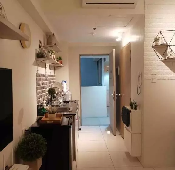 Wind Residence T4 R Near Tourist Spots/ Sky Lounge