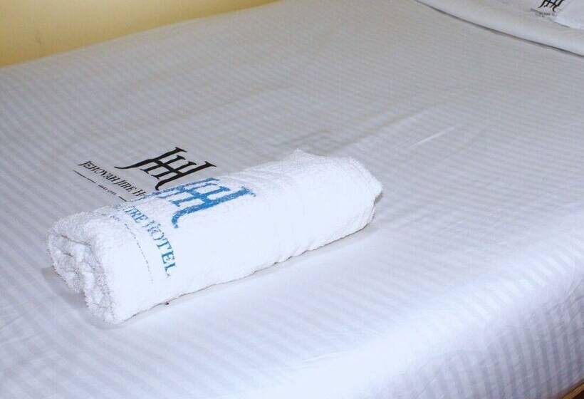 تختخواب و صبحانه The Jehovah Jireh